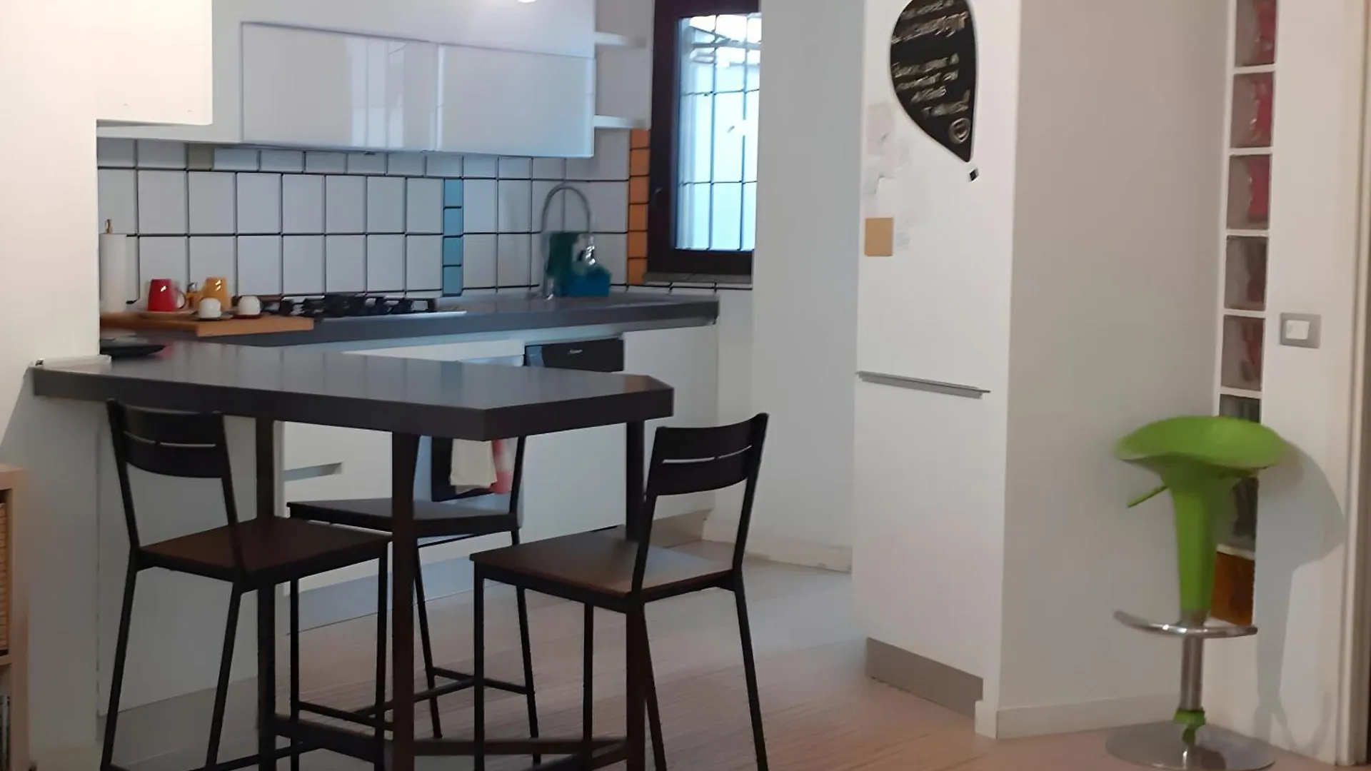 밀라노 La Casa Nel Cortile-Free Parking 아파트